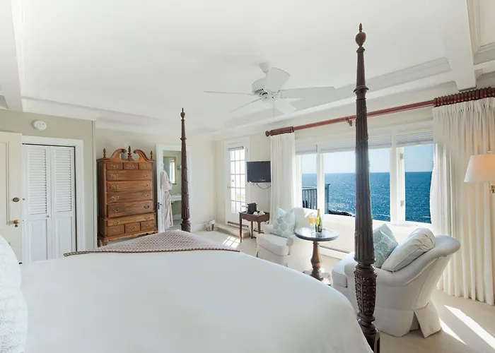 Cape Arundel Inn And Resort